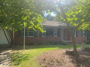 605 Forest Heights Dr, Athens, GA 30606