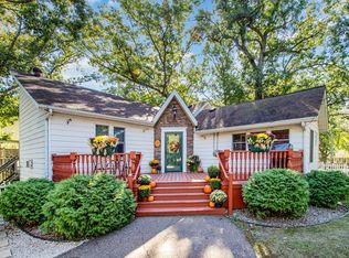 13210 Sunset Trl N, Plymouth, MN 55441