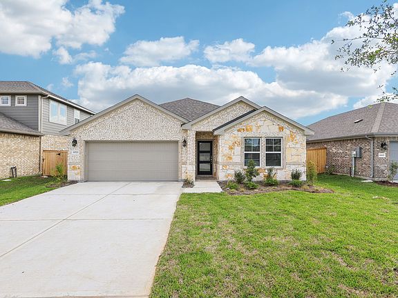 The Oleander floorplan in Central Park Square of Texas City, TX.