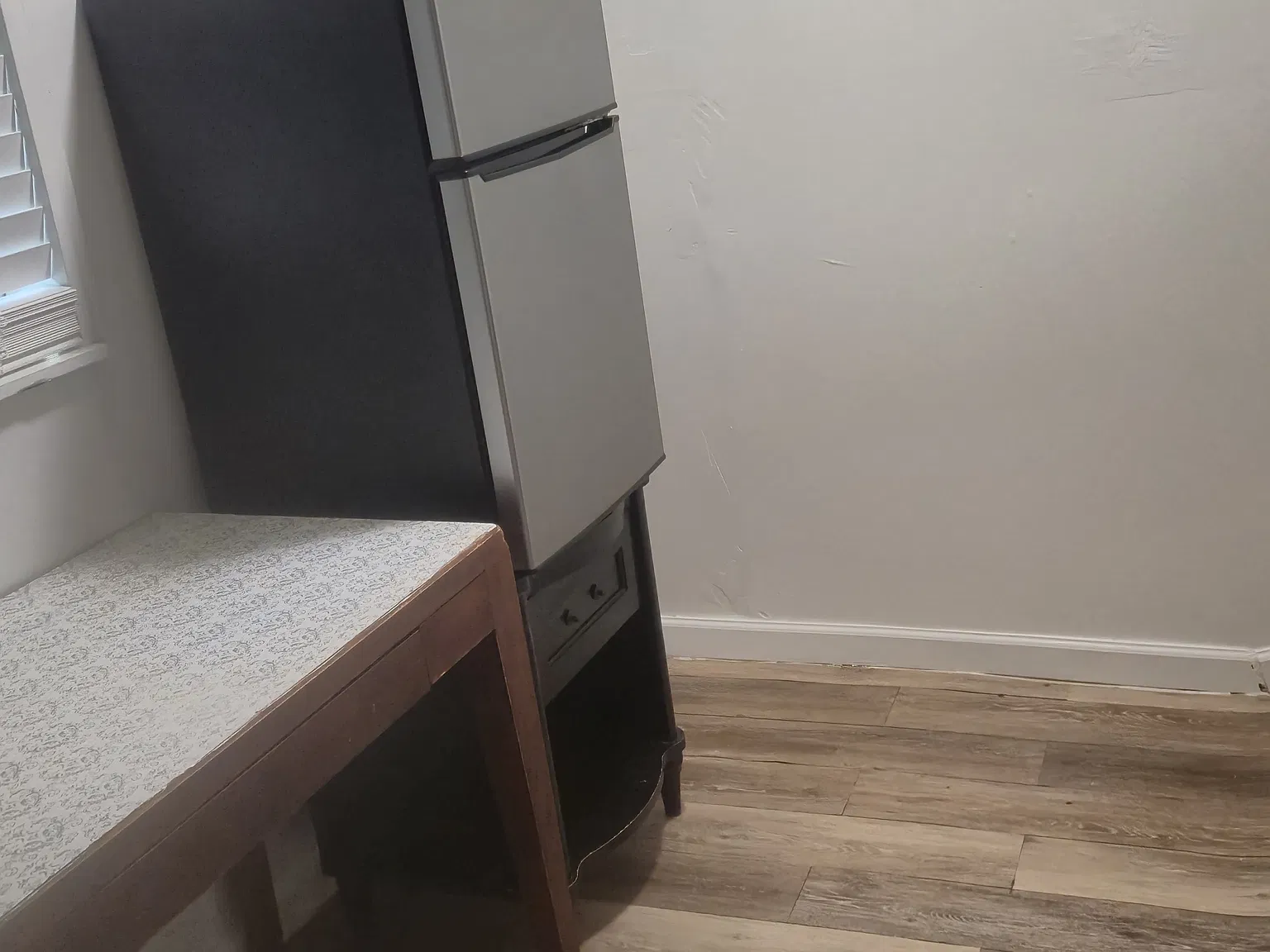 4 bed, 1777 sqft, $950 — Photo 3
