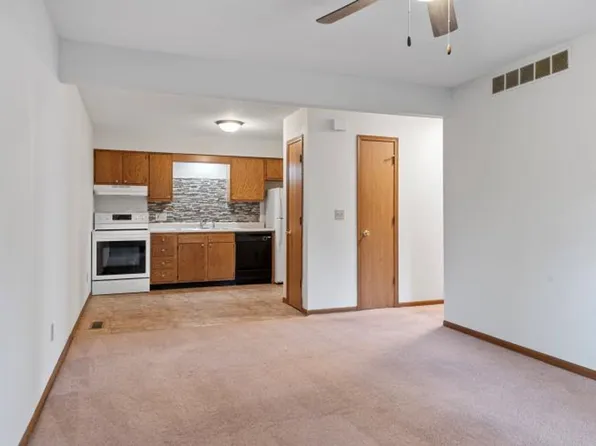 400-424 S. Durkin Dr., 400-424 S Durkin Dr #412-1, Springfield, IL 62704