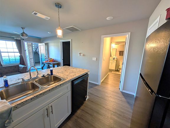 5th image of 6108 Abrams Rd APT 202