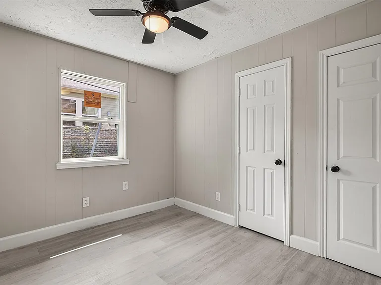 4755 Wilmington St #6 — Photo 14