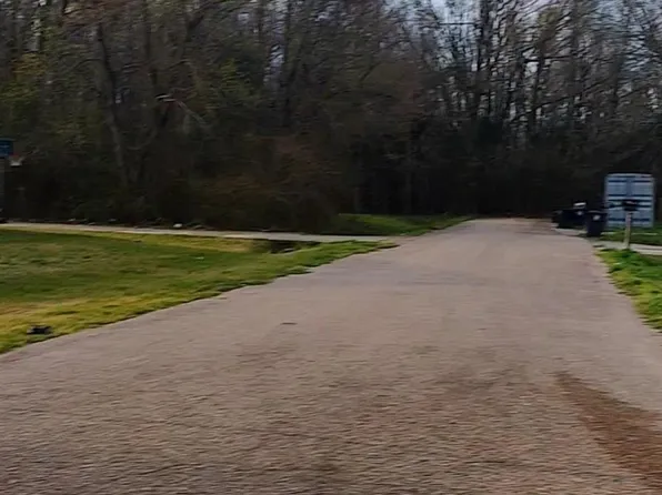 Charlene Dr, Baton Rouge, LA 70811