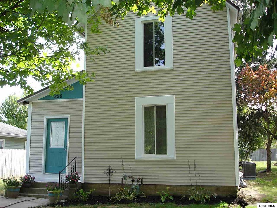 1st image of 220 Crystal Ave