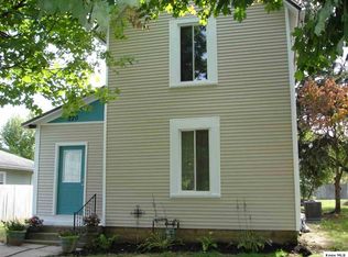 220 Crystal Ave, Mount Vernon, OH 43050