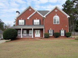 200 Amberbrook Cir, Grayson, GA