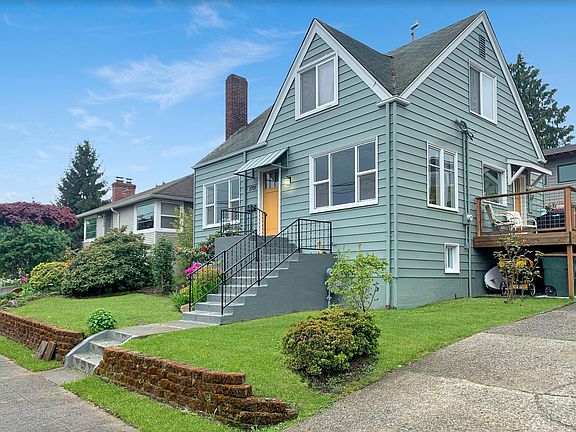 Positioned above the street for privacy and better view toward the lake.