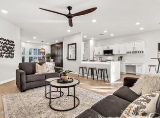 6082 S Bedford Pl, Chandler, AZ 85249