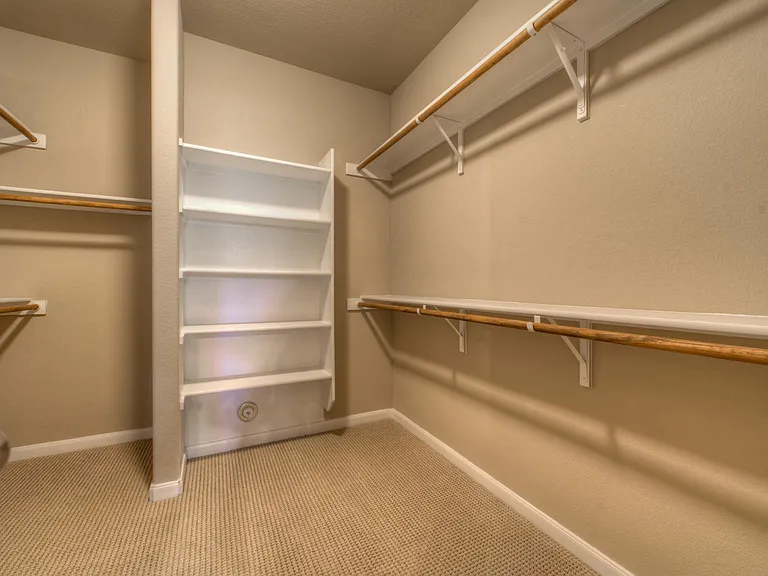 405 Meadowlark St #B — Photo 21