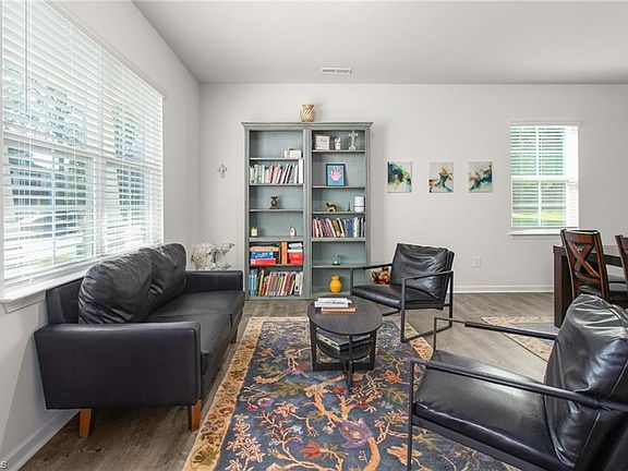 2nd image of 6417 Gatekeeper St