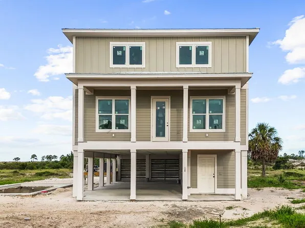 136 Canal Pkwy, Mexico Beach, FL 32456