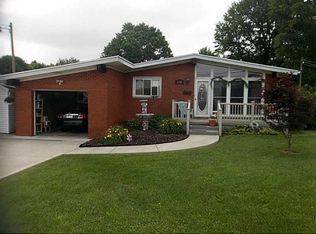 110 Vernon St, Belle Vernon, PA
