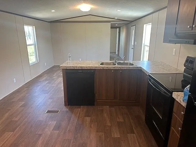 614 County Road 5253 — Photo 7