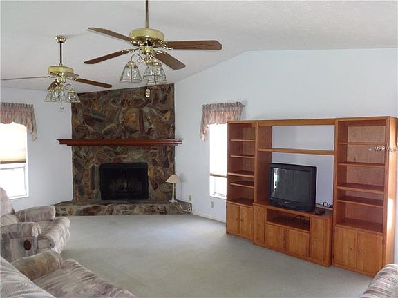 3rd image of 8630 Bridlewood Way