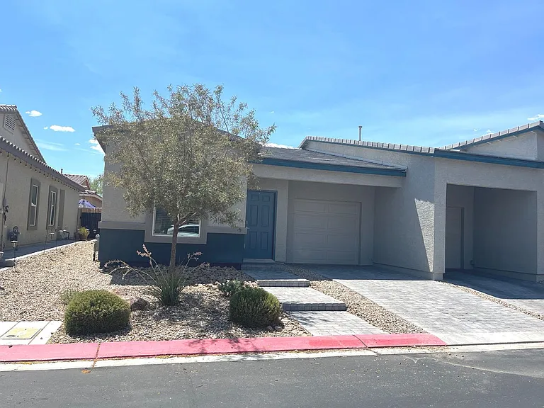 7529 Brody Meadows St — Photo 4