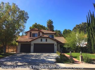 25121 Hazelcrest Ln, Newhall, CA 91381