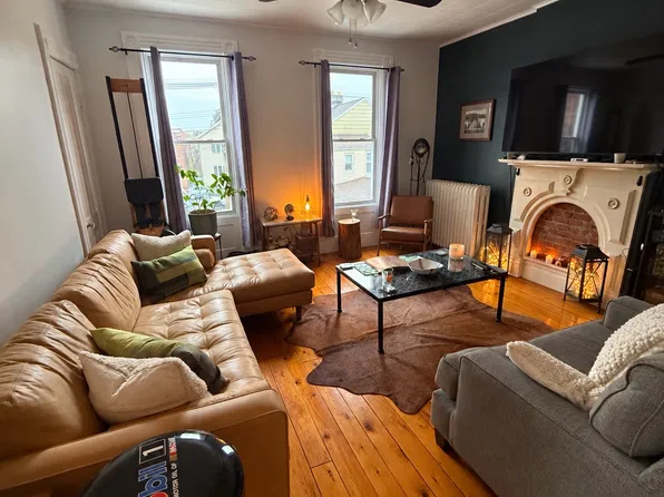 105 Hudson Ave, Troy, NY