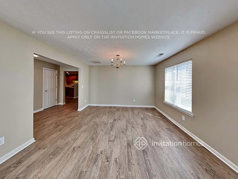 4536 Parkway Cir — Photo 8