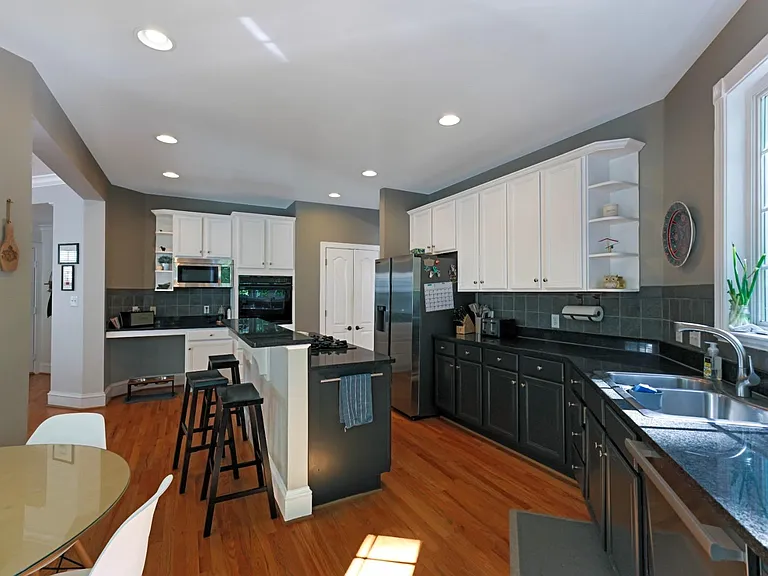 47779 Macgill Ct — Photo 8
