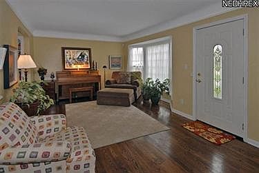 2nd image of 30702 Maple Dr