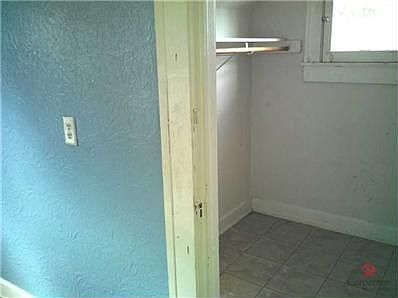 5th image of 126 S Gladstone Ave