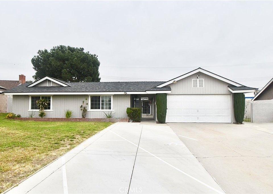 1st image of 2535 Conejo Dr