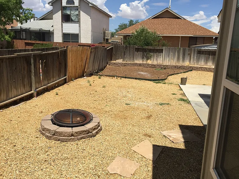 6515 Azuelo Ave NW — Photo 10