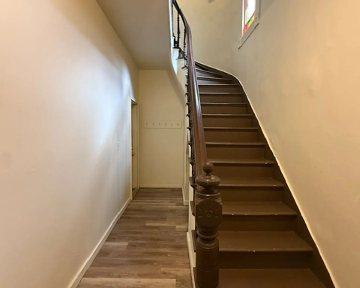 HOWARD 630 — Photo 1