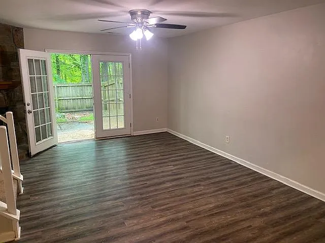 8129 McGuire Dr — Photo 7