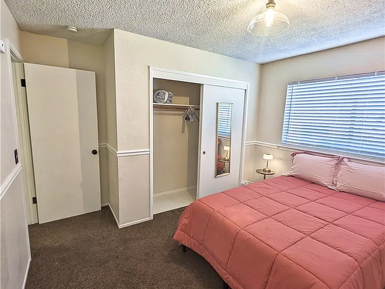 1060 Baden Ave — Photo 9