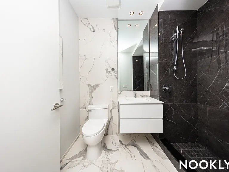 45-57 Davis St #710 — Photo 12