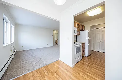Clintwood Apartments — Photo 31