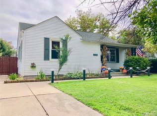 1424 Wall St, Port Huron, MI 48060