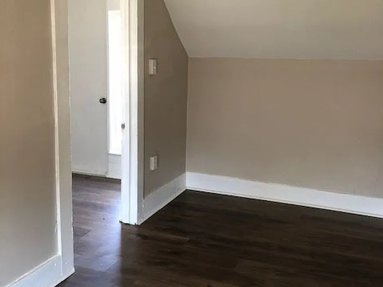 1832 Bellinger St — Photo 8