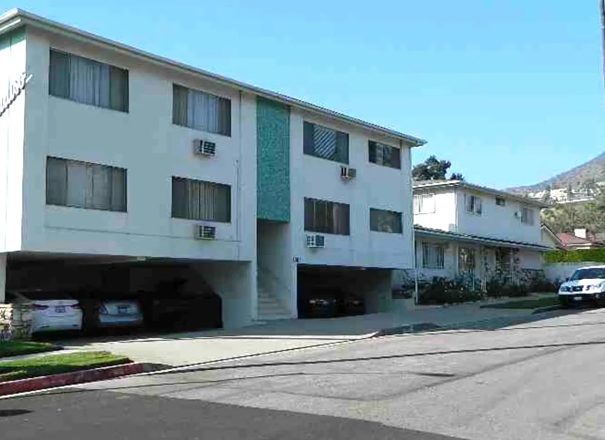 Building Photo - 1207 Campbell St #7