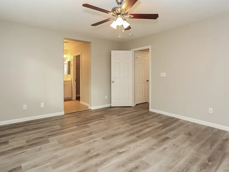 6809 Armistead St — Photo 10