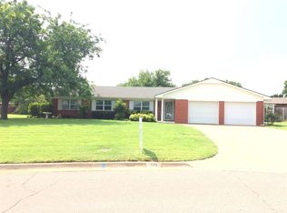 109 Pen Mar Dr, Woodward, OK 73801
