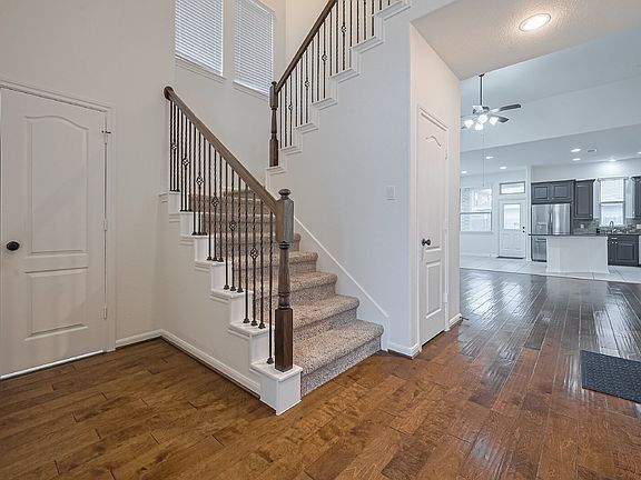 5th image of 2410 Village Water Ct