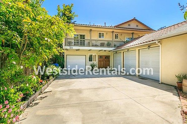 1st image of 4123 Lincoln Ave