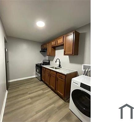 2nd image of 2609 Garrison Blvd #301