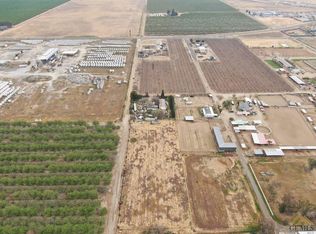 30749 Waymon Ave, Shafter, CA 93263