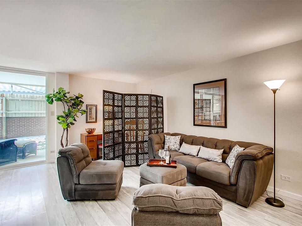 1st image of 1200 N Vine St APT 1B