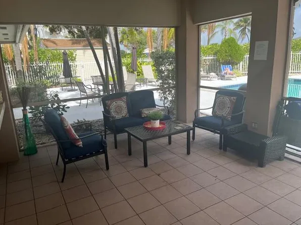 602 Executive Center Drive Unit 105, West Palm Beach, FL 33401