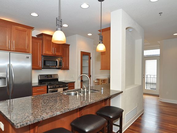 5th image of 1681 N Humboldt Ave #2