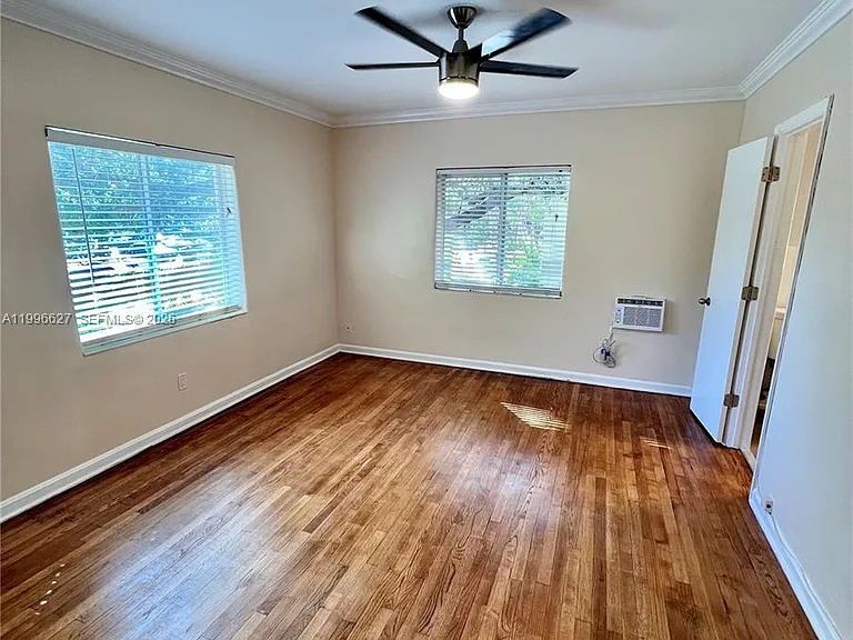 115 NE 14th Ave #3 — Photo 4