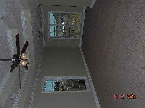 5th image of 16 Hillside Dr