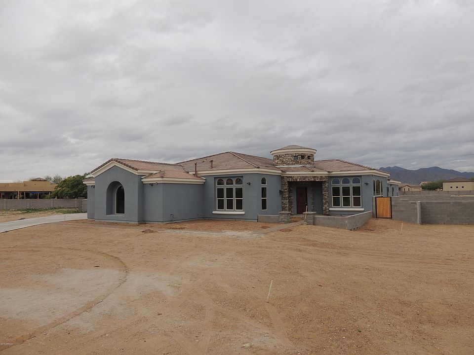 1st image of 18928 W Avalon Ct