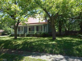 804 Dolvin Ave, Union Point, GA 30669