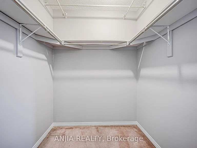 146 Billingsley Cres — Photo 23
